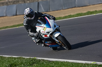 brands-hatch-photographs;brands-no-limits-trackday;cadwell-trackday-photographs;enduro-digital-images;event-digital-images;eventdigitalimages;no-limits-trackdays;peter-wileman-photography;racing-digital-images;trackday-digital-images;trackday-photos
